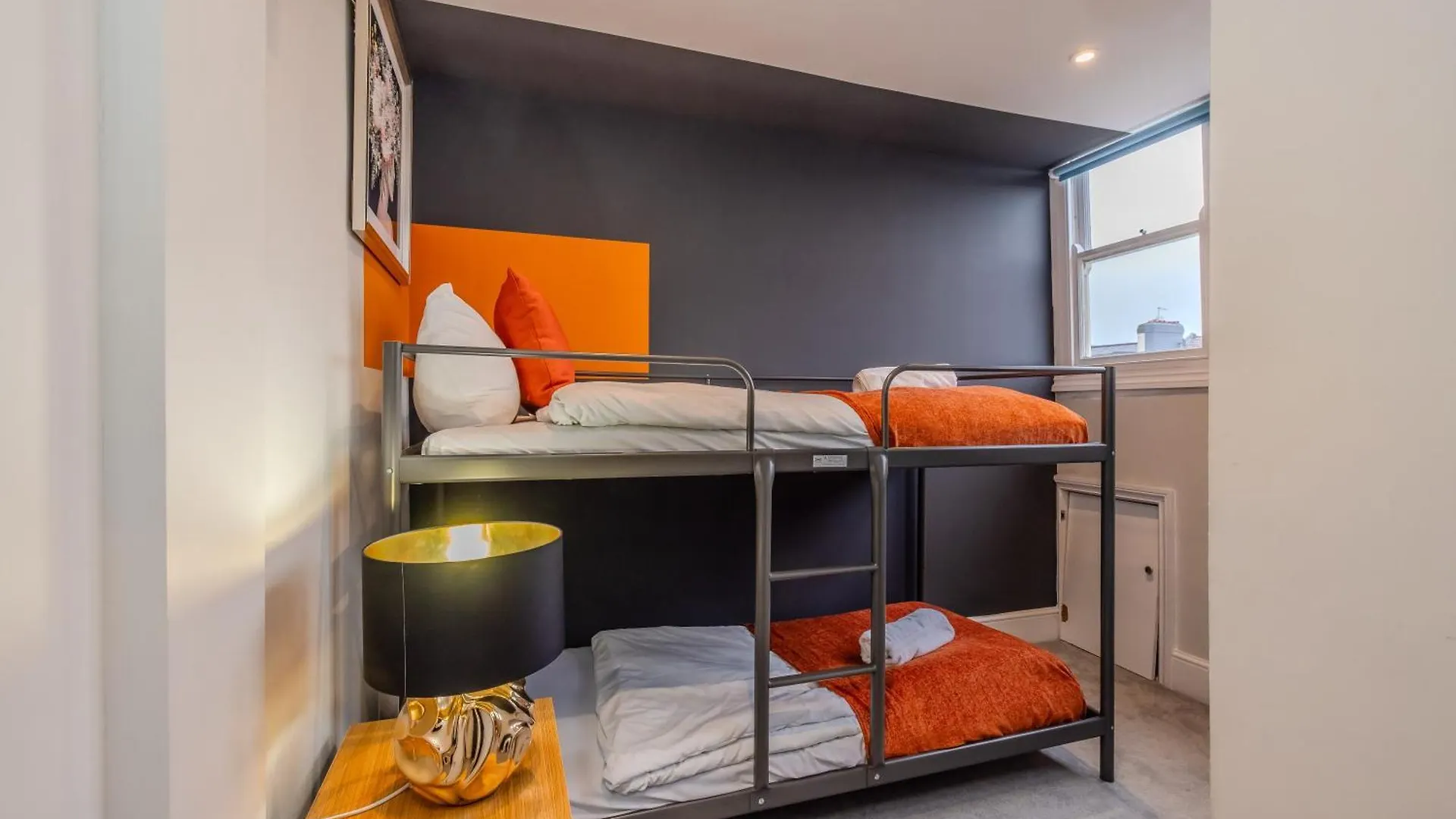 Free Parking I 2 Bedroom Flat With Direct Sea View Hove 0*,